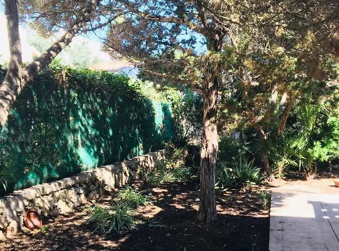 Ses Sivines Cala'N Blanes (Menorca)